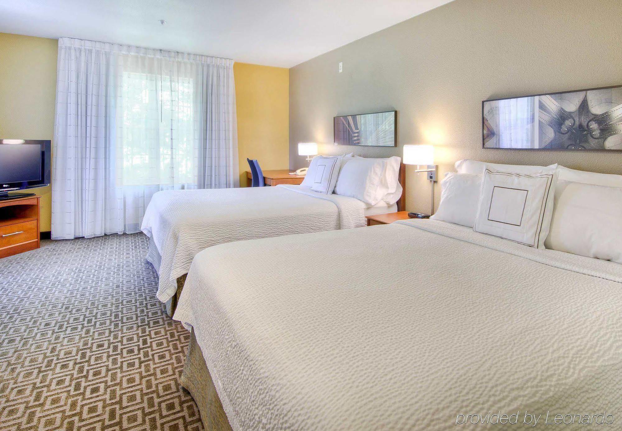 ทาวน์เพลซ สวีท ราลีห์ แครี เวสตัน พาร์คเวย์ Hotel ภายนอก รูปภาพ